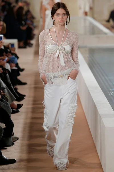 Look 20